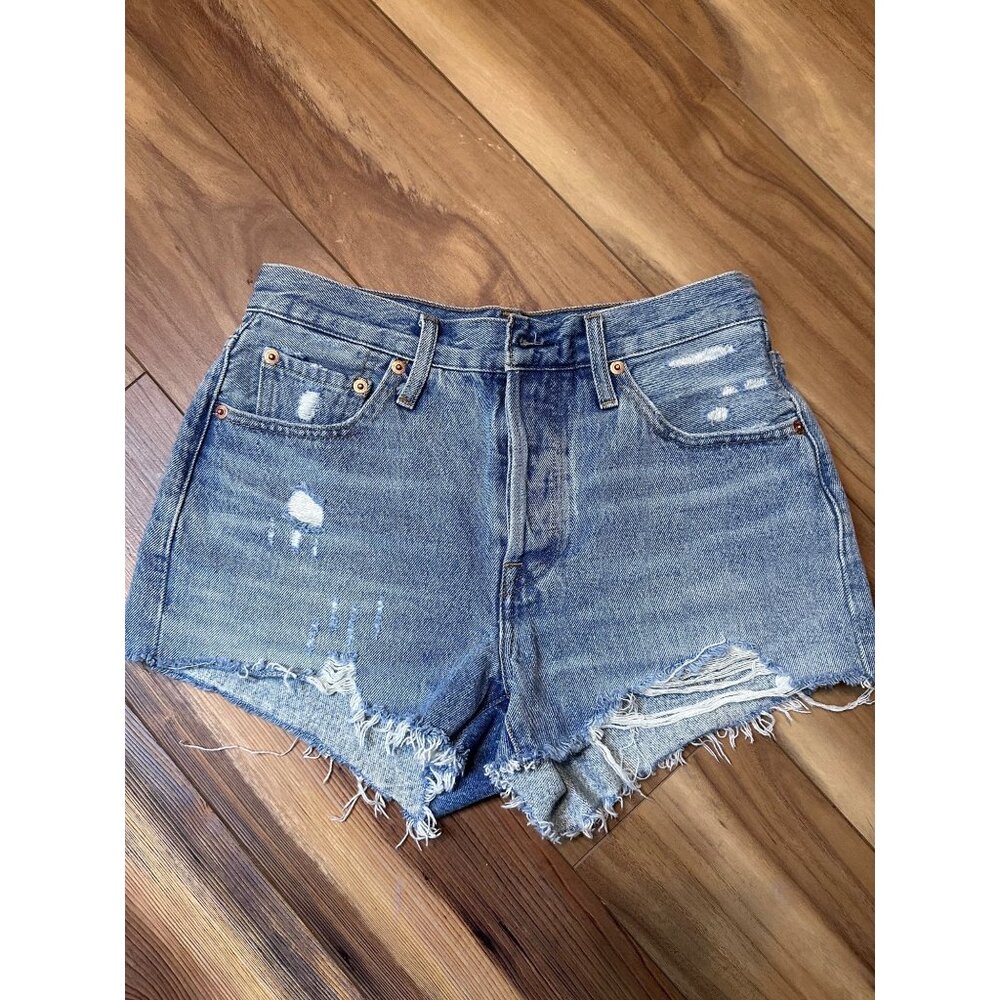 Levi’s 501 Premium Cut Off Denim Shorts 28 Distressed Light Wash